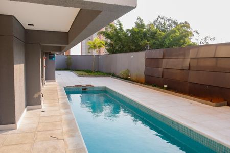 Apartamento à venda com 62m², 2 quartos e 2 vagas Apartamento à venda com 62m², 2 quartos e 2 vagasÁrea comum - Piscina