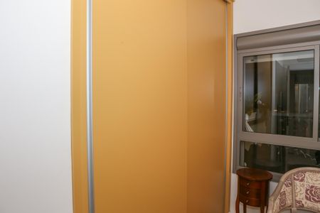 Apartamento à venda com 69m², 2 quartos e 3 vagas Apartamento à venda com 69m², 2 quartos e 3 vagasQuarto