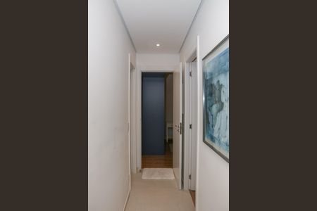 Apartamento à venda com 69m², 2 quartos e 3 vagas Apartamento à venda com 69m², 2 quartos e 3 vagasCorredor