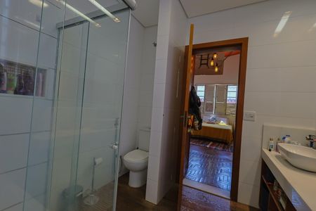 Casa à venda com 200m², 3 quartos e 2 vagasBanheiro da Suíte