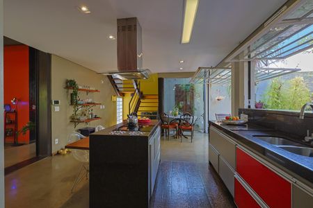 Casa à venda com 200m², 3 quartos e 2 vagasCozinha