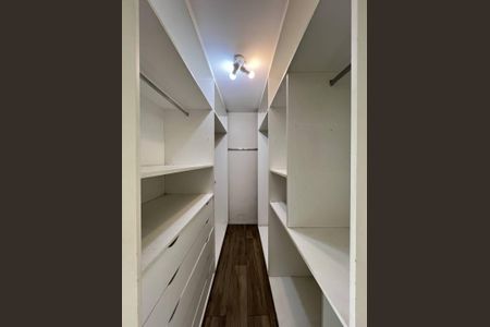 Apartamento à venda com 261m², 4 quartos e 4 vagas