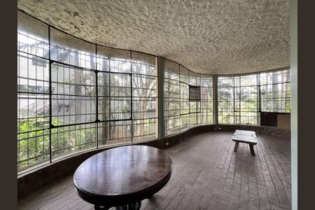 Casa à venda com 726m², 4 quartos e 8 vagas