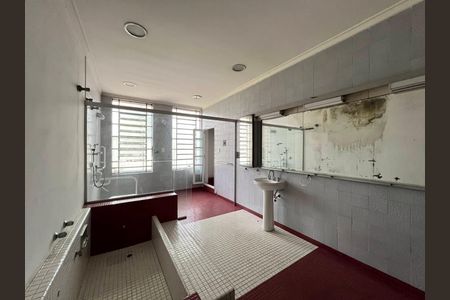 Casa à venda com 726m², 4 quartos e 8 vagas