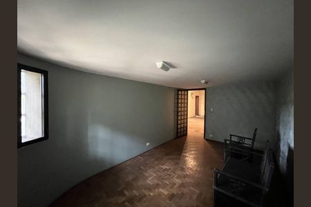 Casa à venda com 726m², 4 quartos e 8 vagas