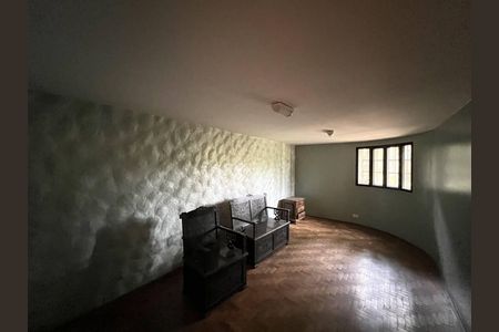 Casa à venda com 726m², 4 quartos e 8 vagas