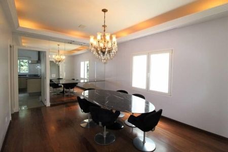 Casa à venda com 4 quartos, 650m² em Super Quadra Morumbi, São Paulo