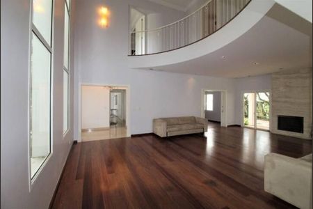 Casa à venda com 4 quartos, 650m² em Super Quadra Morumbi, São Paulo