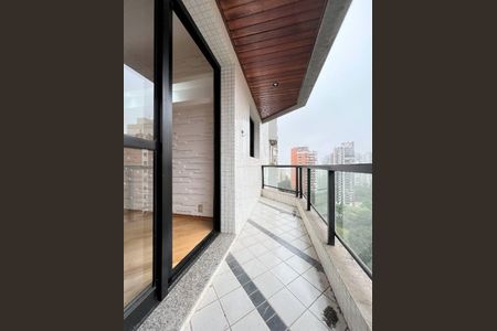 Apartamento à venda com 156m², 3 quartos e 3 vagas