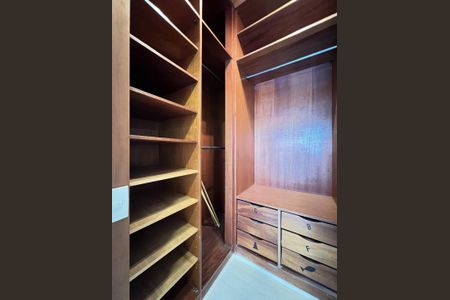 Apartamento à venda com 156m², 3 quartos e 3 vagas