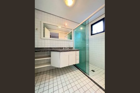 Apartamento à venda com 156m², 3 quartos e 3 vagas