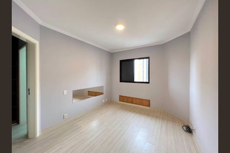 Apartamento à venda com 156m², 3 quartos e 3 vagas