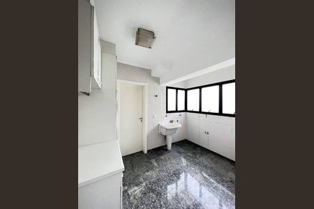 Apartamento à venda com 156m², 3 quartos e 3 vagas
