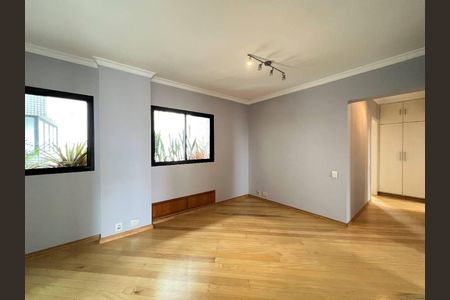 Apartamento à venda com 156m², 3 quartos e 3 vagas