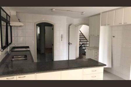 Casa à venda com 3 quartos, 496m² em Jardim Marajoara, São Paulo