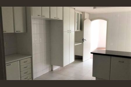 Casa à venda com 3 quartos, 496m² em Jardim Marajoara, São Paulo
