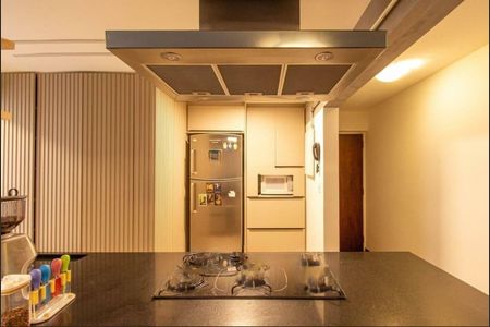 Apartamento à venda com 2 quartos, 77m² em Vila Nova Conceição, São Paulo