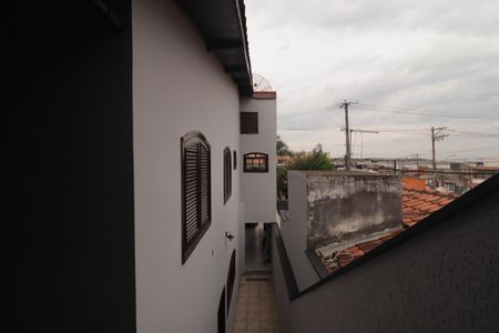 Casa à venda com 212m², 3 quartos e 2 vagas Casa à venda com 212m², 3 quartos e 2 vagasÁrea gourmet