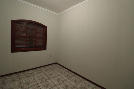 Casa à venda com 212m², 3 quartos e 2 vagas Casa à venda com 212m², 3 quartos e 2 vagasQuarto