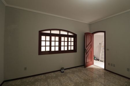 Casa à venda com 212m², 3 quartos e 2 vagas Casa à venda com 212m², 3 quartos e 2 vagasSala