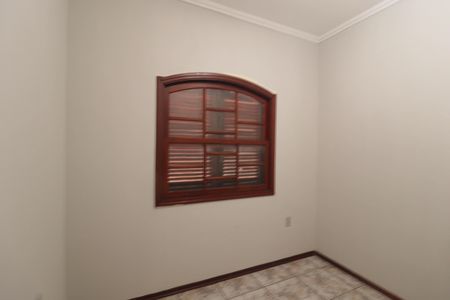 Casa à venda com 212m², 3 quartos e 2 vagas Casa à venda com 212m², 3 quartos e 2 vagasQuarto