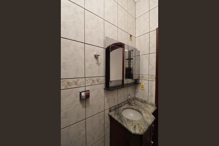 Casa à venda com 212m², 3 quartos e 2 vagas Casa à venda com 212m², 3 quartos e 2 vagasSuíte