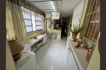 Apartamento à venda com 330m², 3 quartos e 5 vagas