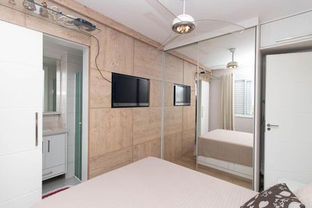 Apartamento à venda com 56m², 2 quartos e 1 vaga Apartamento à venda com 56m², 2 quartos e 1 vagaSuíte