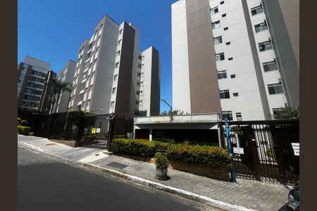 Apartamento à venda com 54m², 2 quartos e 1 vaga Apartamento à venda com 54m², 2 quartos e 1 vagaFachada