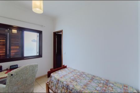 Casa à venda com 235m², 6 quartos e 2 vagas Casa à venda com 235m², 6 quartos e 2 vagasQuarto 2