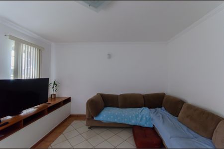 Casa à venda com 235m², 6 quartos e 2 vagasSala