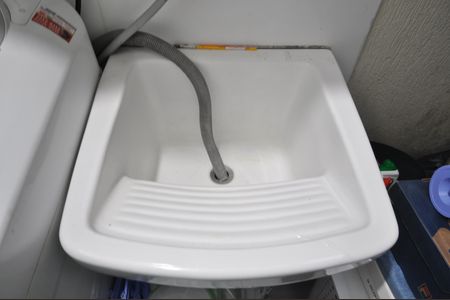 Casa de condomínio à venda com 90m², 2 quartos e 1 vagaÁrea de Serviço