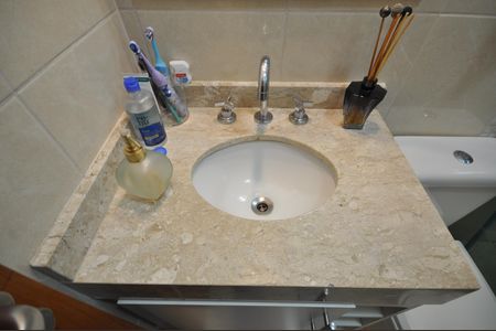 Casa de condomínio à venda com 90m², 2 quartos e 1 vagaBanheiro da Suíte 1