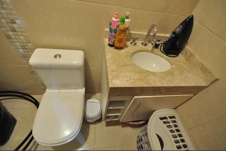 Casa de condomínio à venda com 90m², 2 quartos e 1 vagaBanheiro da Suíte 2