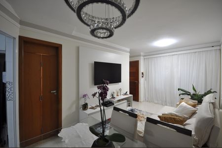 Casa de condomínio à venda com 90m², 2 quartos e 1 vagaSala