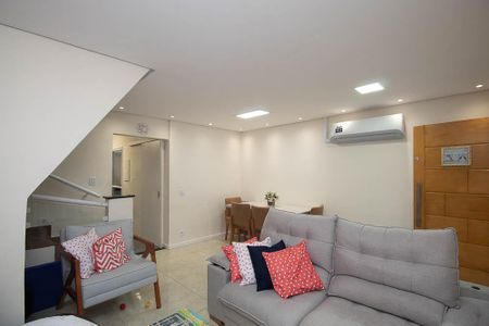 Sala de casa à venda com 3 quartos, 100m² em Vila Gustavo, São Paulo