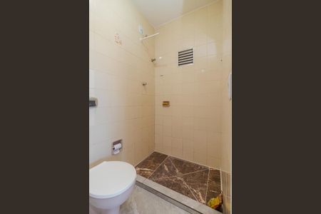 Lavabo de kitnet/studio para alugar com 1 quarto, 40m² em Medianeira, Porto Alegre