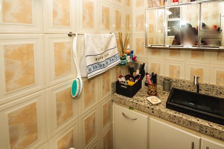 Apartamento à venda com 75m², 3 quartos e 1 vagaBanheiro da Suíte