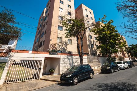 Apartamento à venda com 75m², 3 quartos e 1 vagaFachada