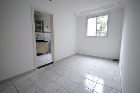 Sala de apartamento para alugar com 2 quartos, 44m² em Parque Erasmo Assunção, Santo André