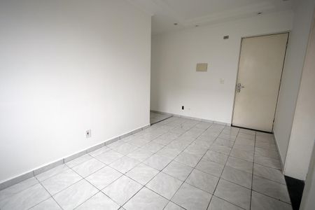 Sala de apartamento para alugar com 2 quartos, 44m² em Parque Erasmo Assunção, Santo André
