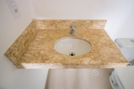 Apartamento à venda com 104m², 3 quartos e 2 vagasBanheiro do quarto 1