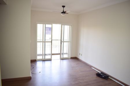 Apartamento para alugar com 70m², 2 quartos e 1 vagaSala