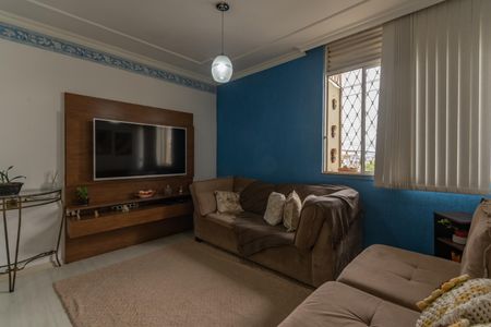 Sala de apartamento à venda com 3 quartos, 81m² em Santa Monica, Belo Horizonte