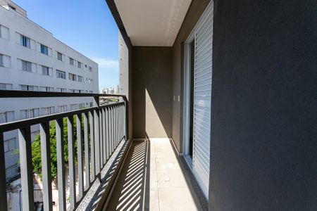 Apartamento à venda com 38m², 2 quartos e sem vaga Apartamento à venda com 38m², 2 quartos e sem vagaVaranda do Quarto 1