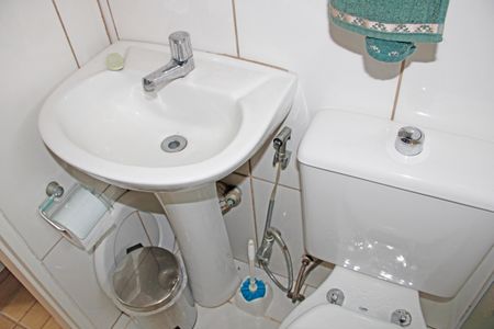 Casa de condomínio para alugar com 200m², 3 quartos e 10 vagasEdícula