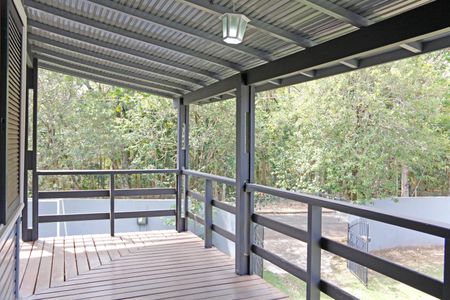 Casa de condomínio para alugar com 200m², 3 quartos e 10 vagasVaranda do Espaço Gourmet