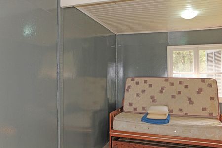 Casa de condomínio para alugar com 200m², 3 quartos e 10 vagasEdícula