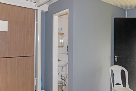 Casa de condomínio para alugar com 200m², 3 quartos e 10 vagasEdícula