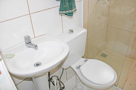 Casa de condomínio para alugar com 200m², 3 quartos e 10 vagasEdícula